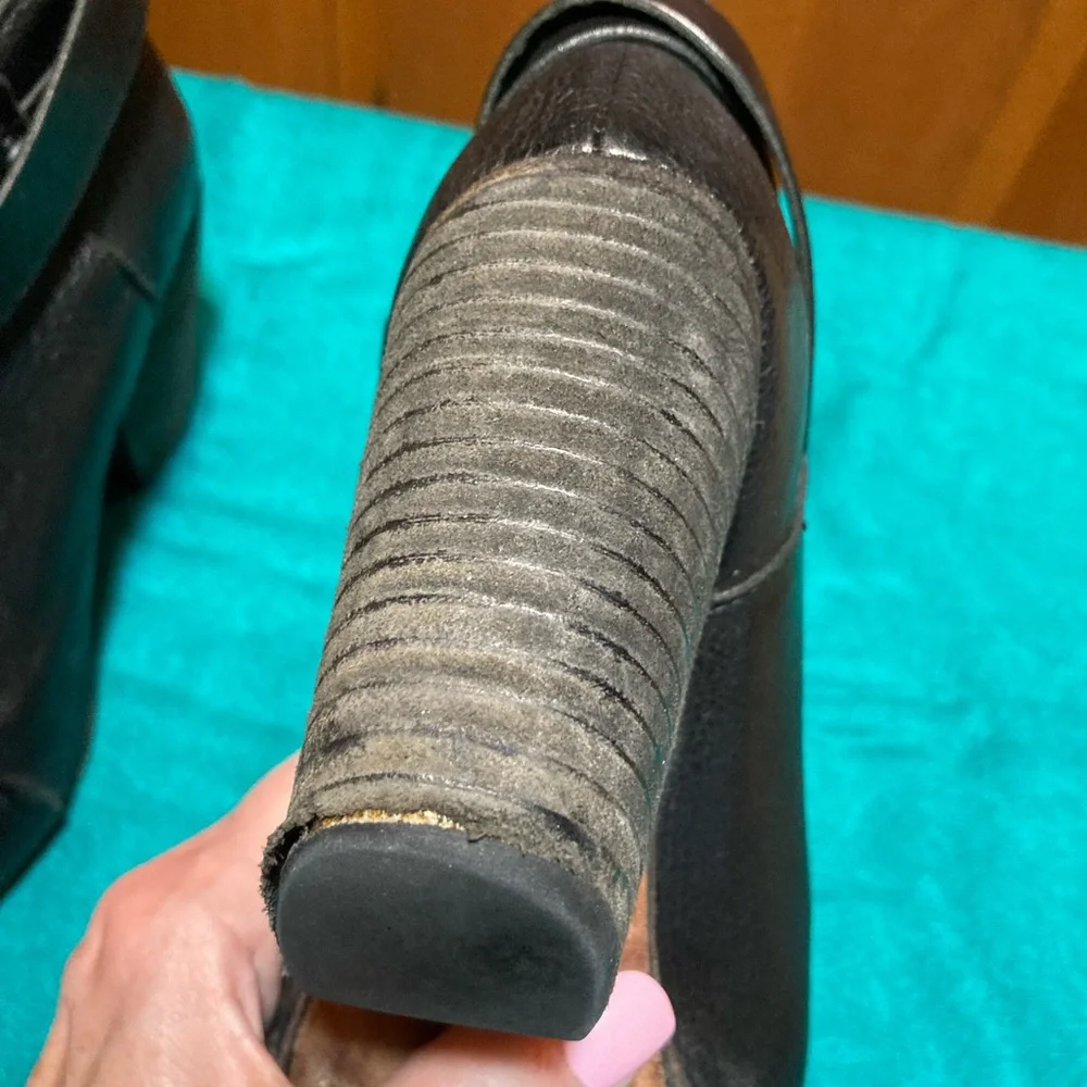 Rag & Bone “Harrow” Cowhide Leather Heeled Ankle Boots - Picture 15 of 15